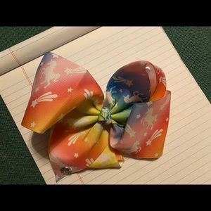 JoJo Siwa hairbow